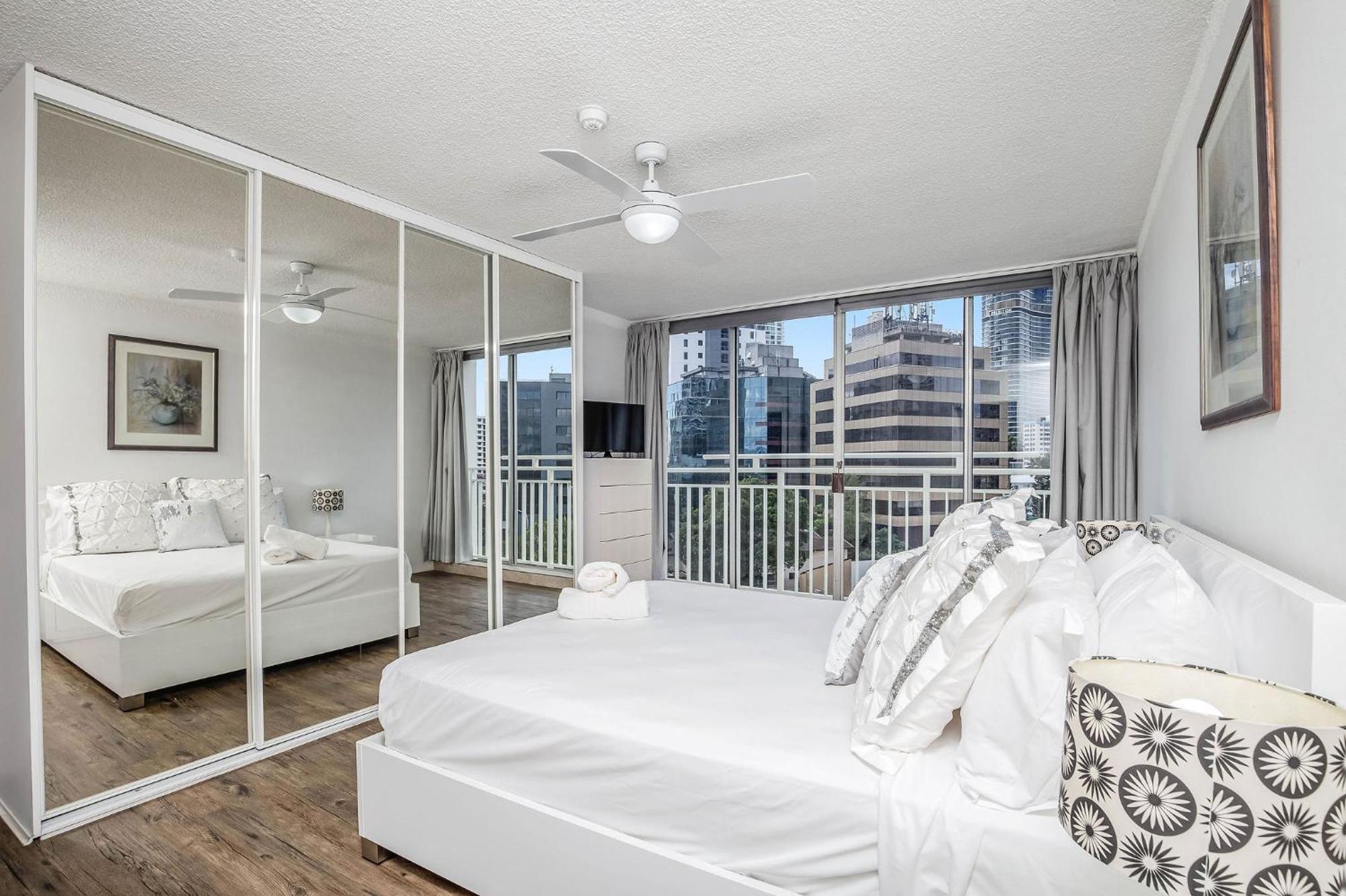 Condor Apartments By Gold Coast Premium Exterior foto